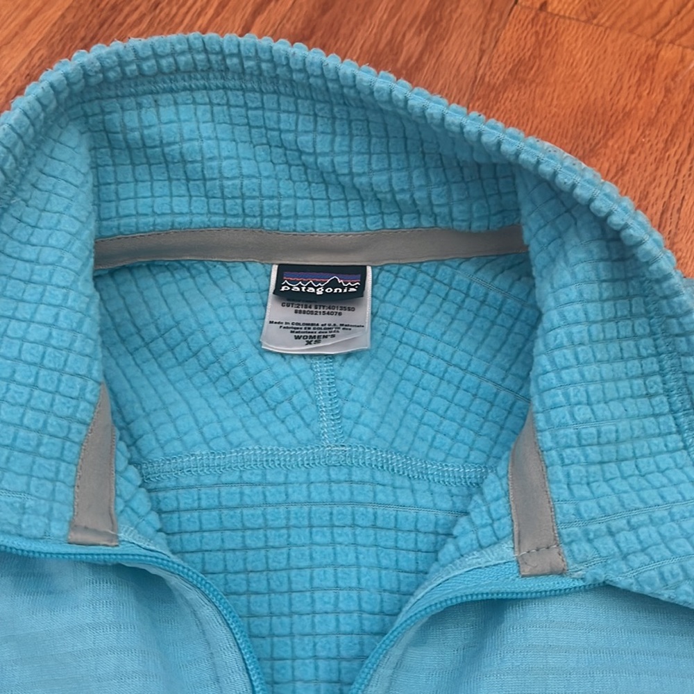 Patagonia Full Zip - Picture 4 of 8